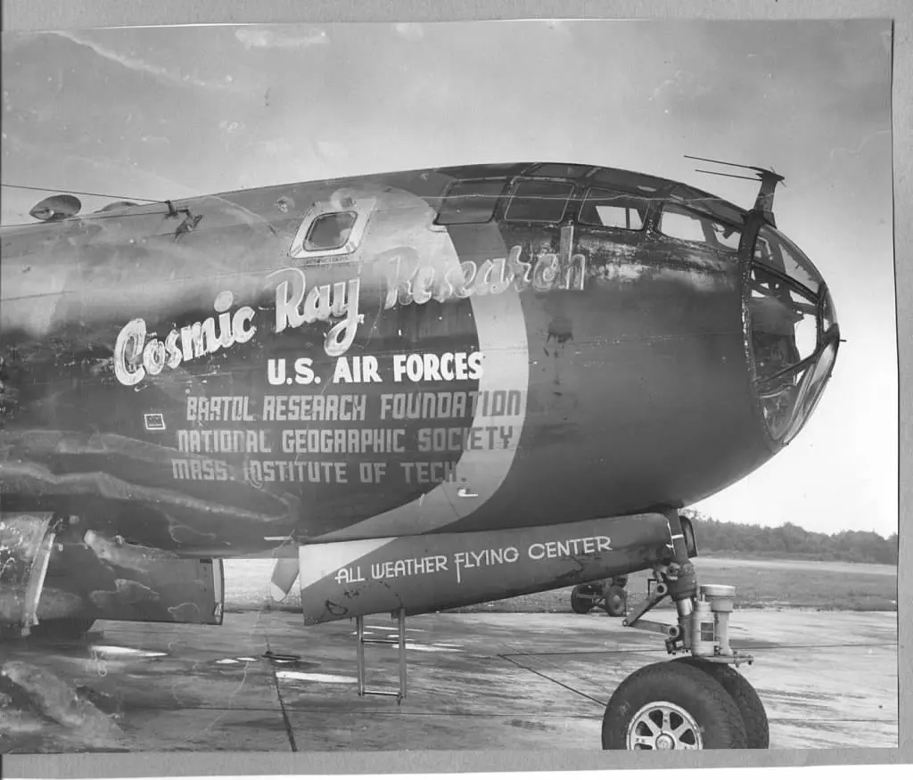 Immagine di Oreste Piccioni in laboratorio